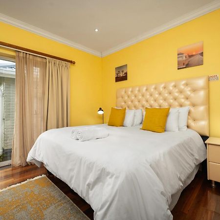Africa Beach B&B Port Elizabeth Eksteriør billede