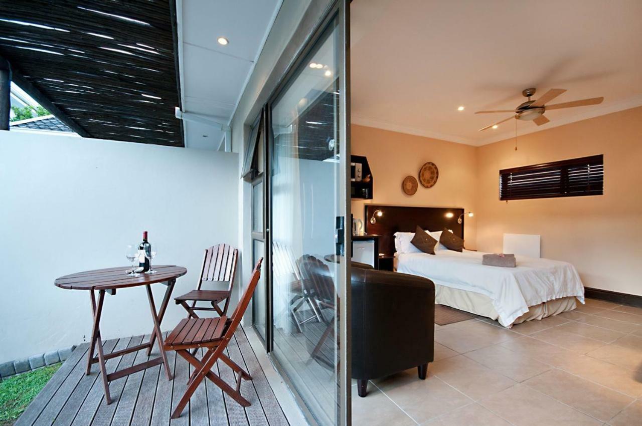 Africa Beach B&B Port Elizabeth Eksteriør billede