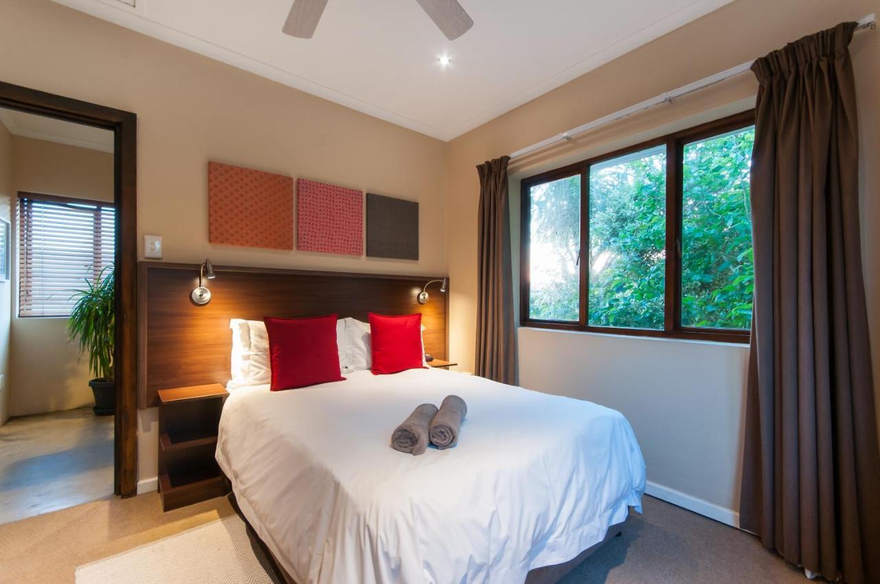 Africa Beach B&B Port Elizabeth Eksteriør billede