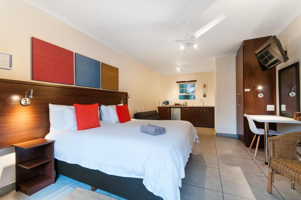 Africa Beach B&B Port Elizabeth Eksteriør billede
